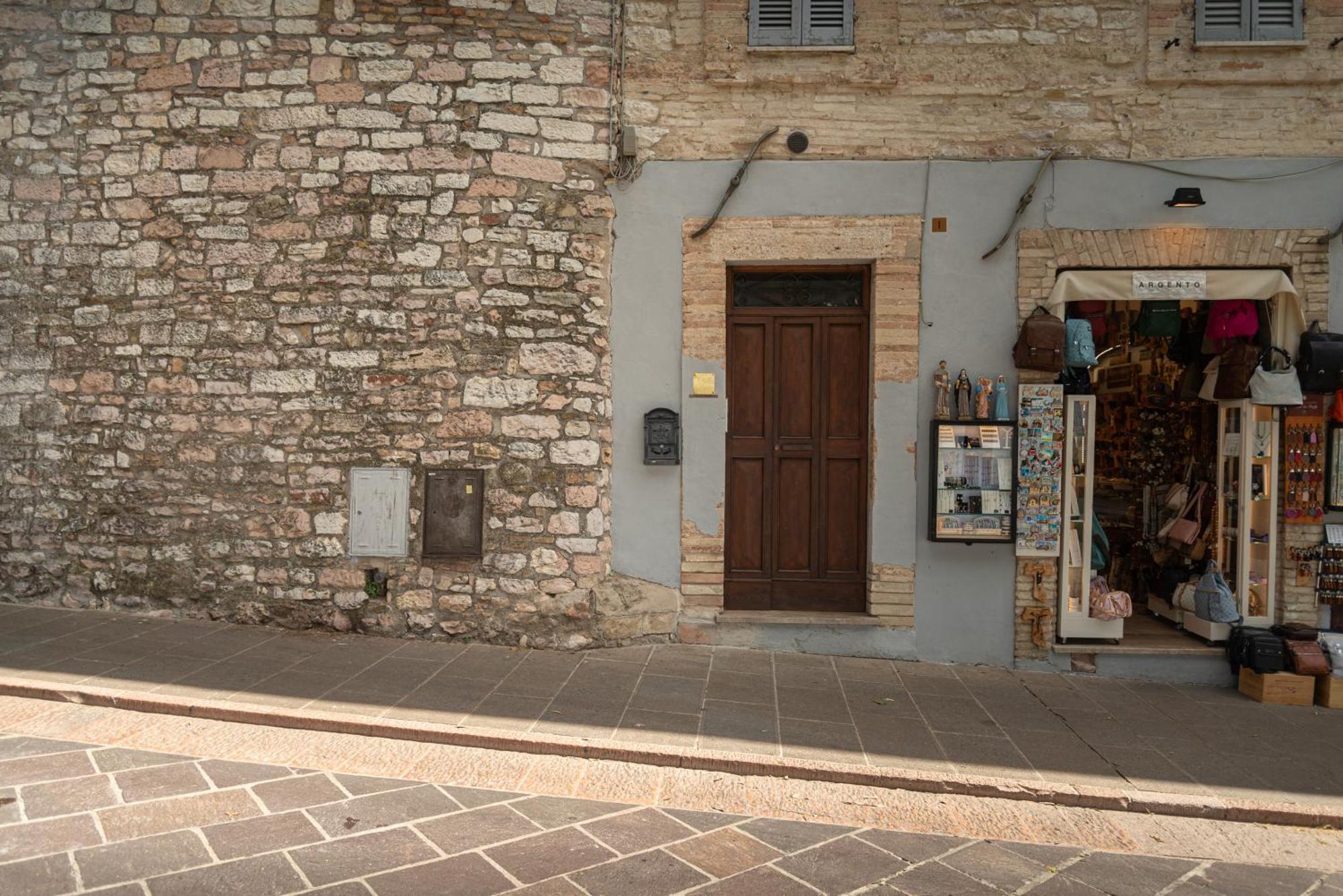 B&B Il Chiostro Assisi Exterior photo