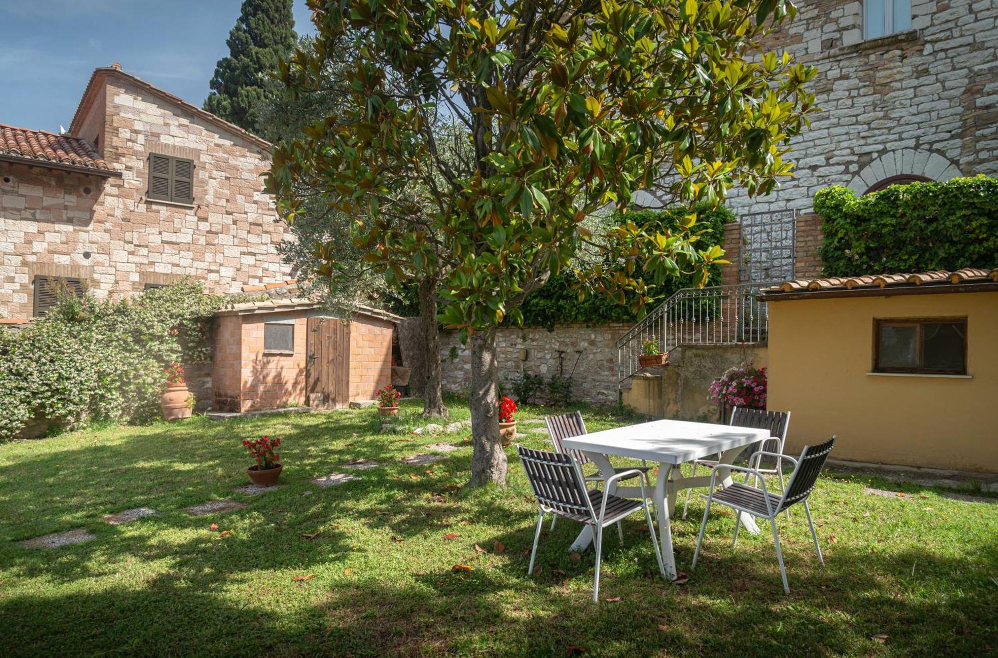B&B Il Chiostro Assisi Exterior photo